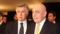 Carlo Ancelotti s výkonným ředitelem AC Milán Adrianem Gallianim